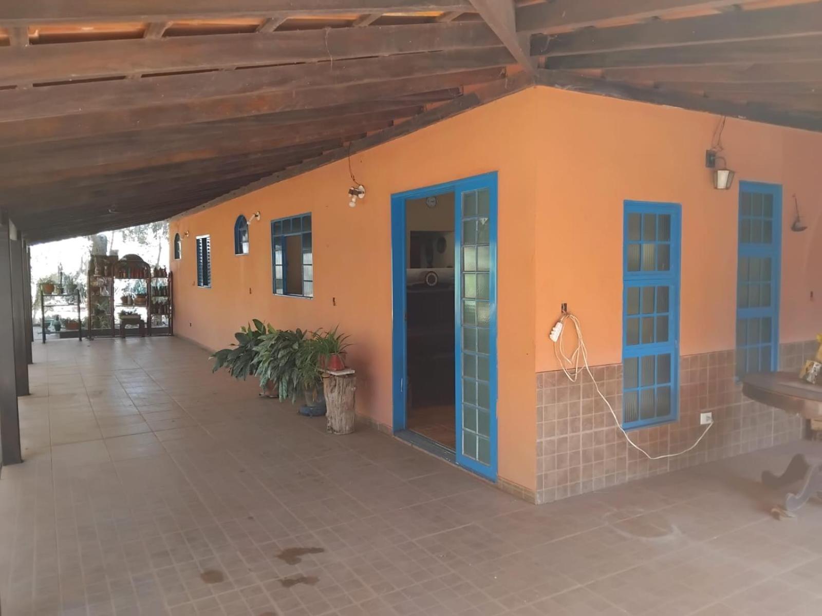 Sitio Bemtevi - Jockey Camping - Uberlandia Villa Exteriör bild