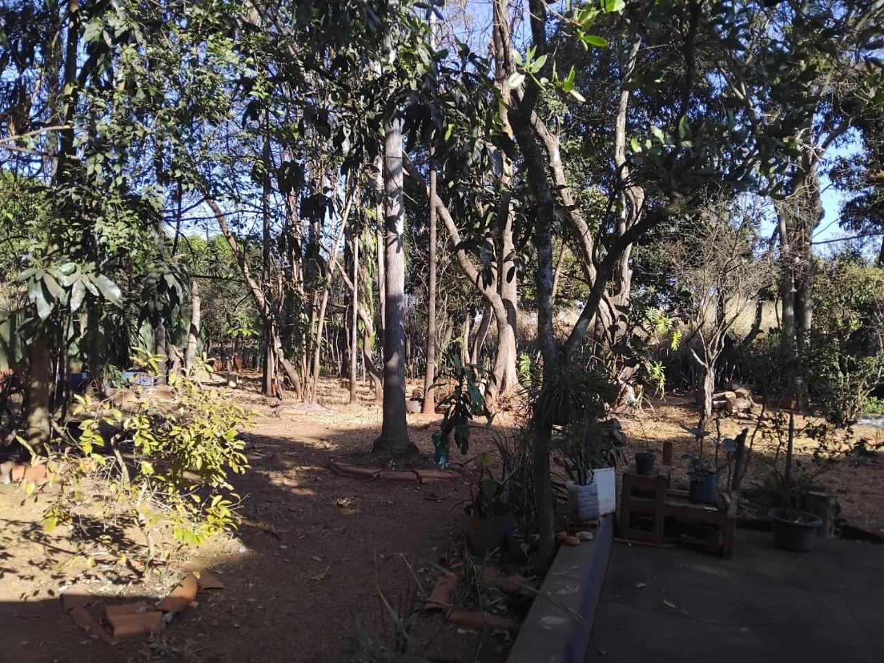 Sitio Bemtevi - Jockey Camping - Uberlandia Villa Exteriör bild