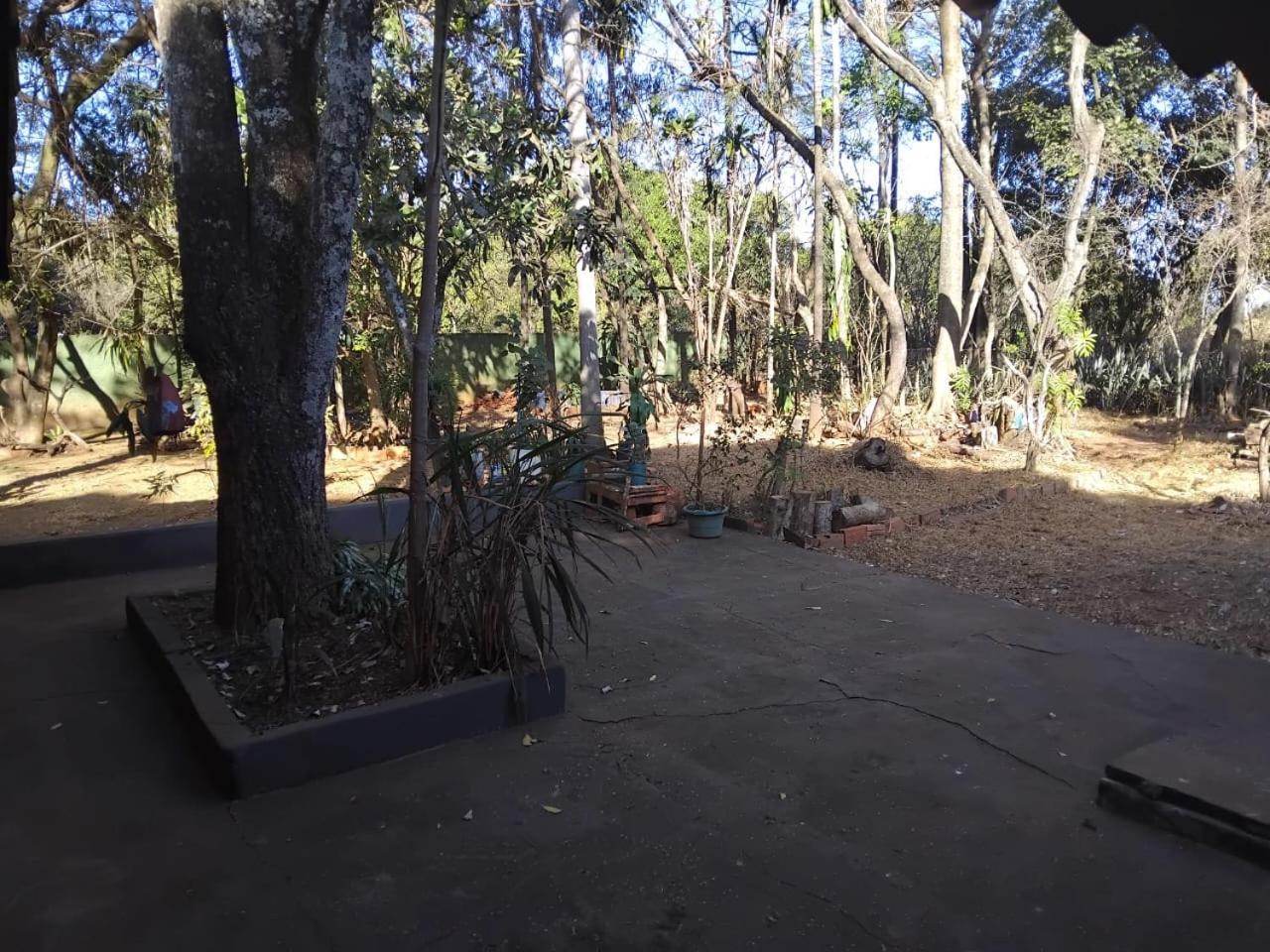 Sitio Bemtevi - Jockey Camping - Uberlandia Villa Exteriör bild