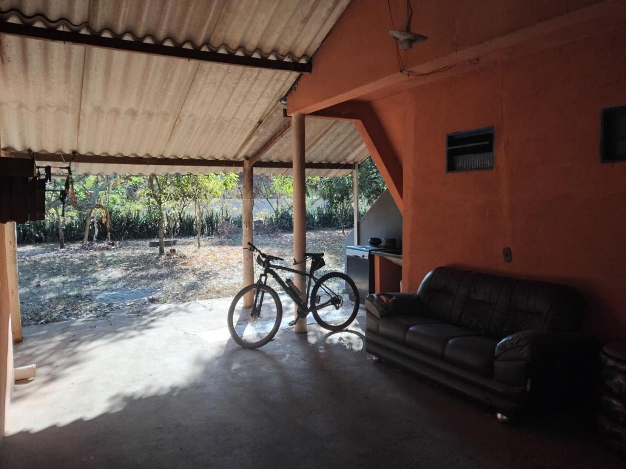 Sitio Bemtevi - Jockey Camping - Uberlandia Villa Exteriör bild